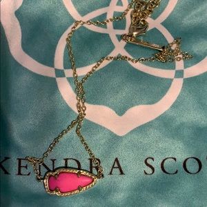 Kendra Scott Necklace